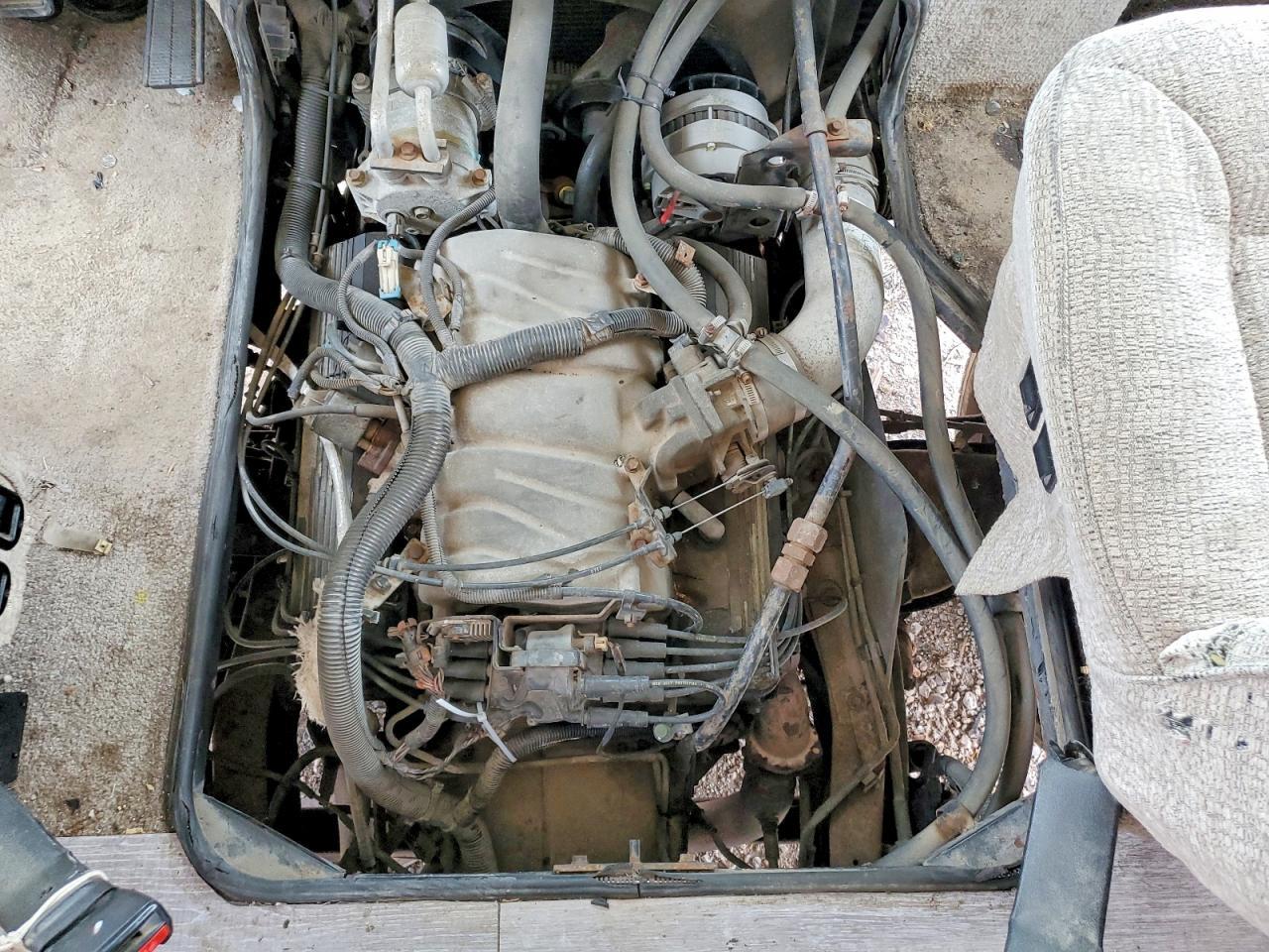 1998 Winnibago Brave RV