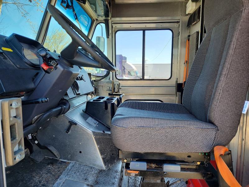 2021 Freigliner 2021 Freightliner MT45 Chassis Delivery Truck