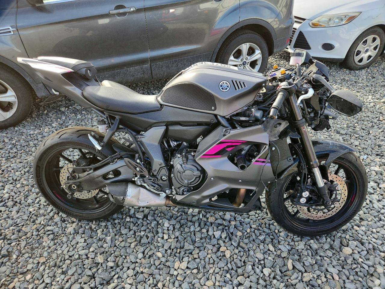 2024 Yamaha YZFR7
