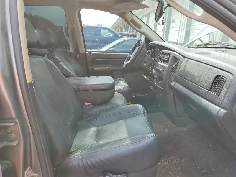 2005 Dodge RAM 1500 ST