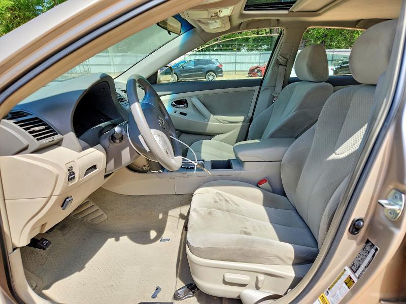 2009 Toyota Camry le