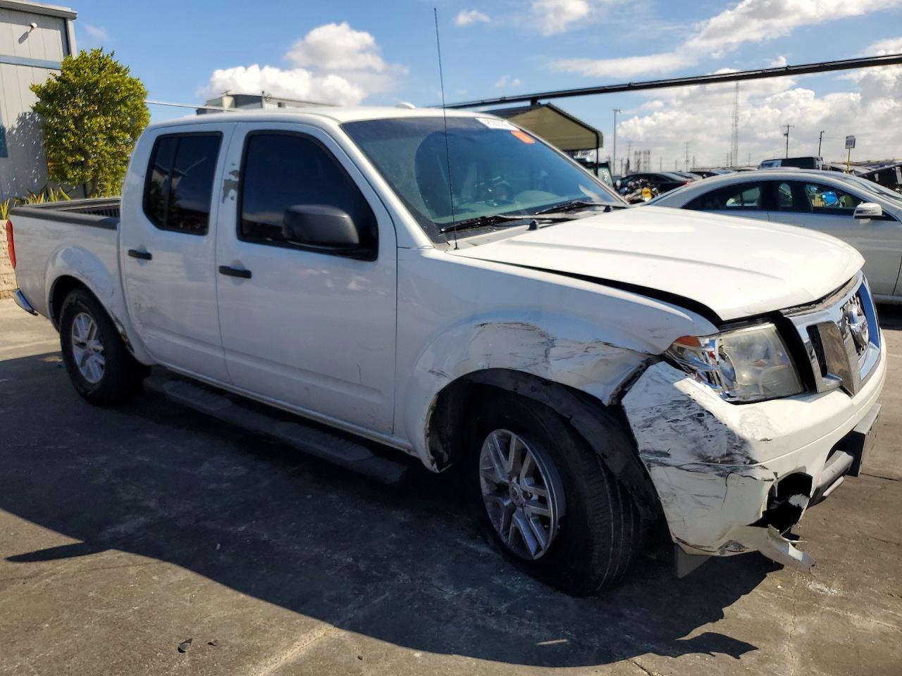 2017 Nissan Frontier SV