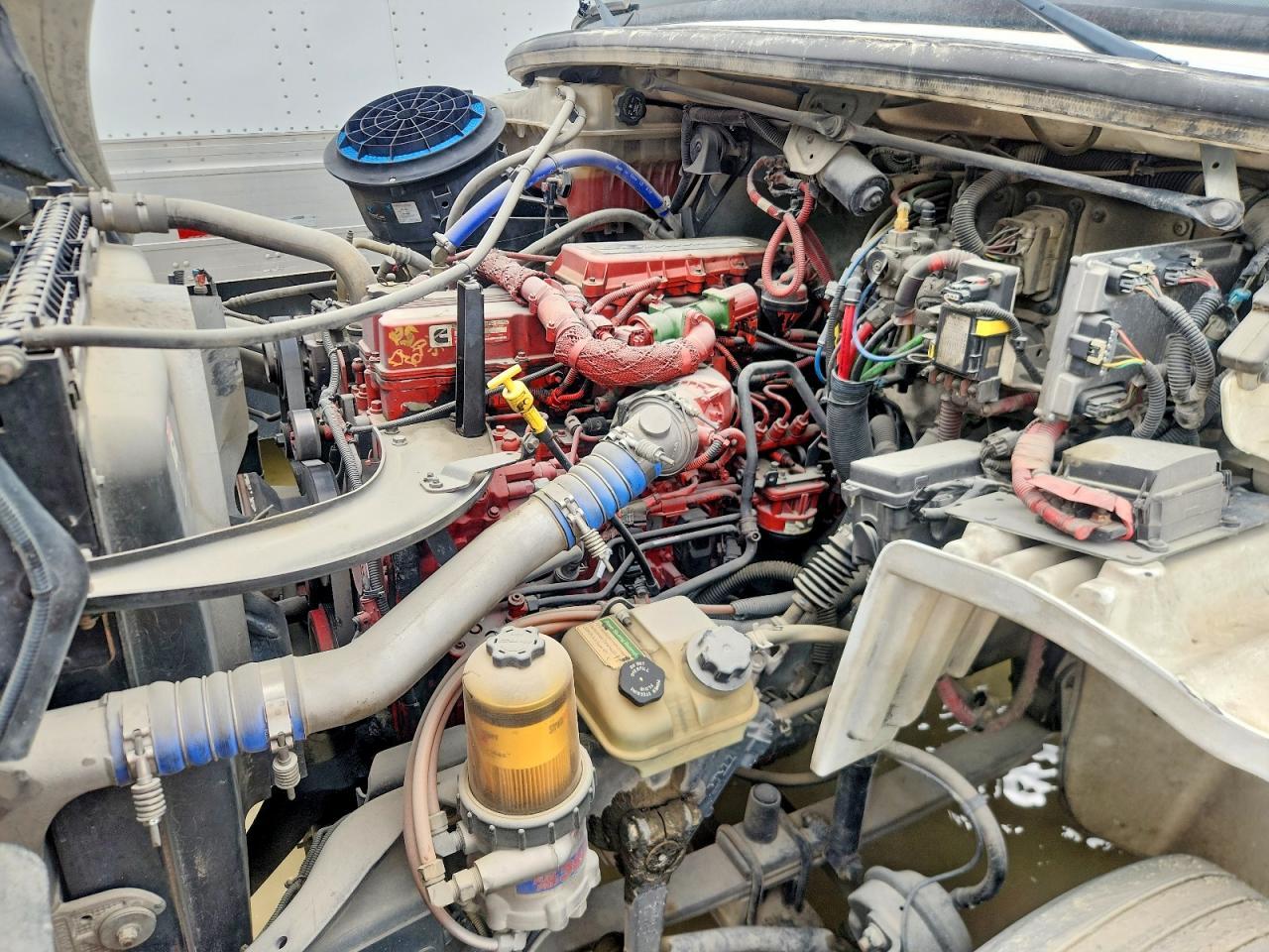 2015 Freightliner Business Class M2 Semi Truck