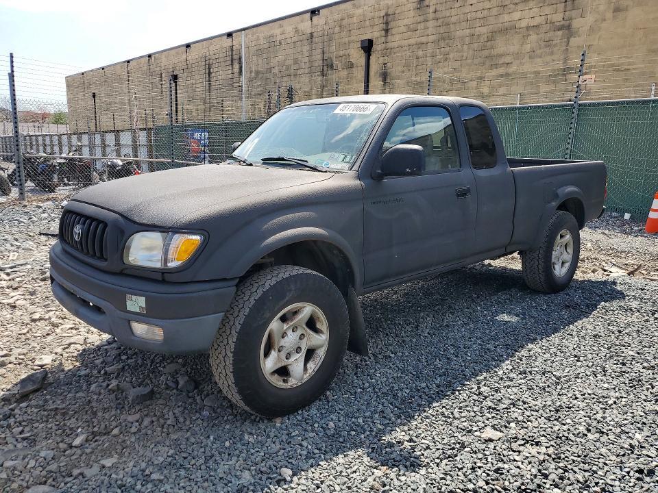 2003 Toyota Tacoma Base