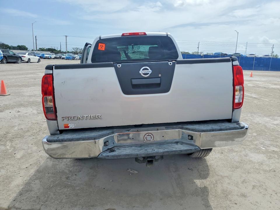 2015 Nissan Frontier s