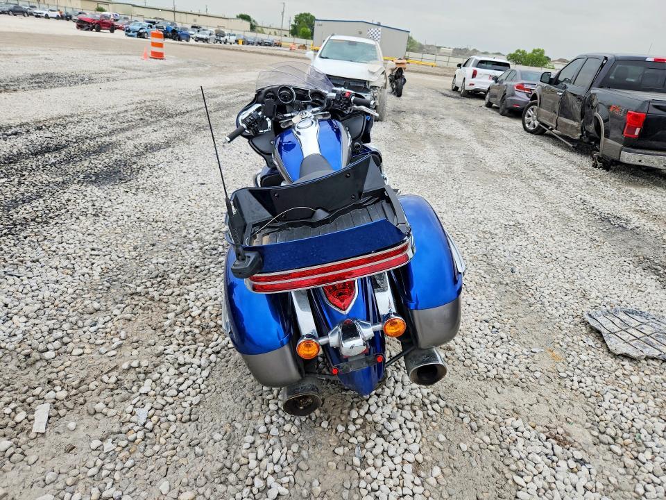 2019 Kawasaki Vn1700 b