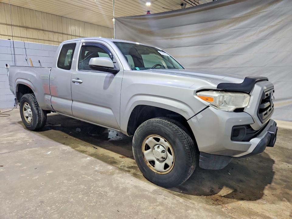 2016 Toyota Tacoma SR
