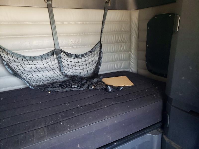 2025 Freightliner Cascadia 126 Semi Truck