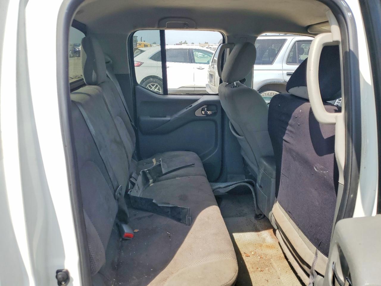 2018 Nissan Frontier SV