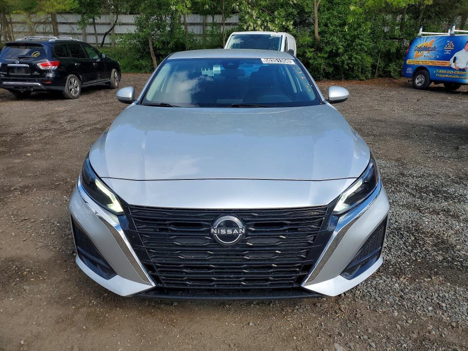 2023 Nissan Altima s