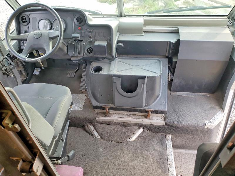 2004 Freightliner MT45 Chassis Delivery Truck