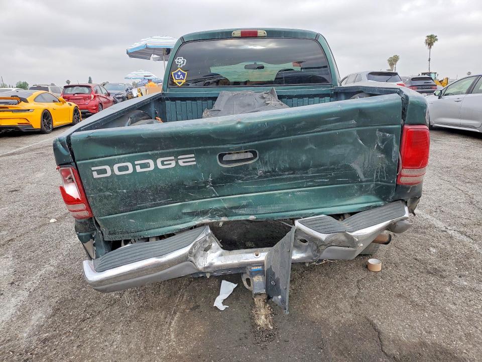 2001 Dodge Dakota Quattro