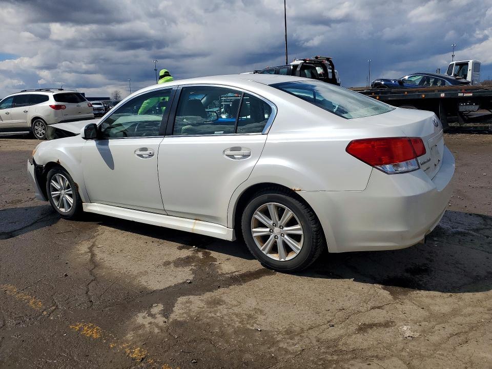 2010 Subaru Legacy 2.5i Premium
