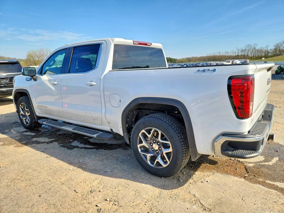 2024 GMC Sierra K1500 SLE