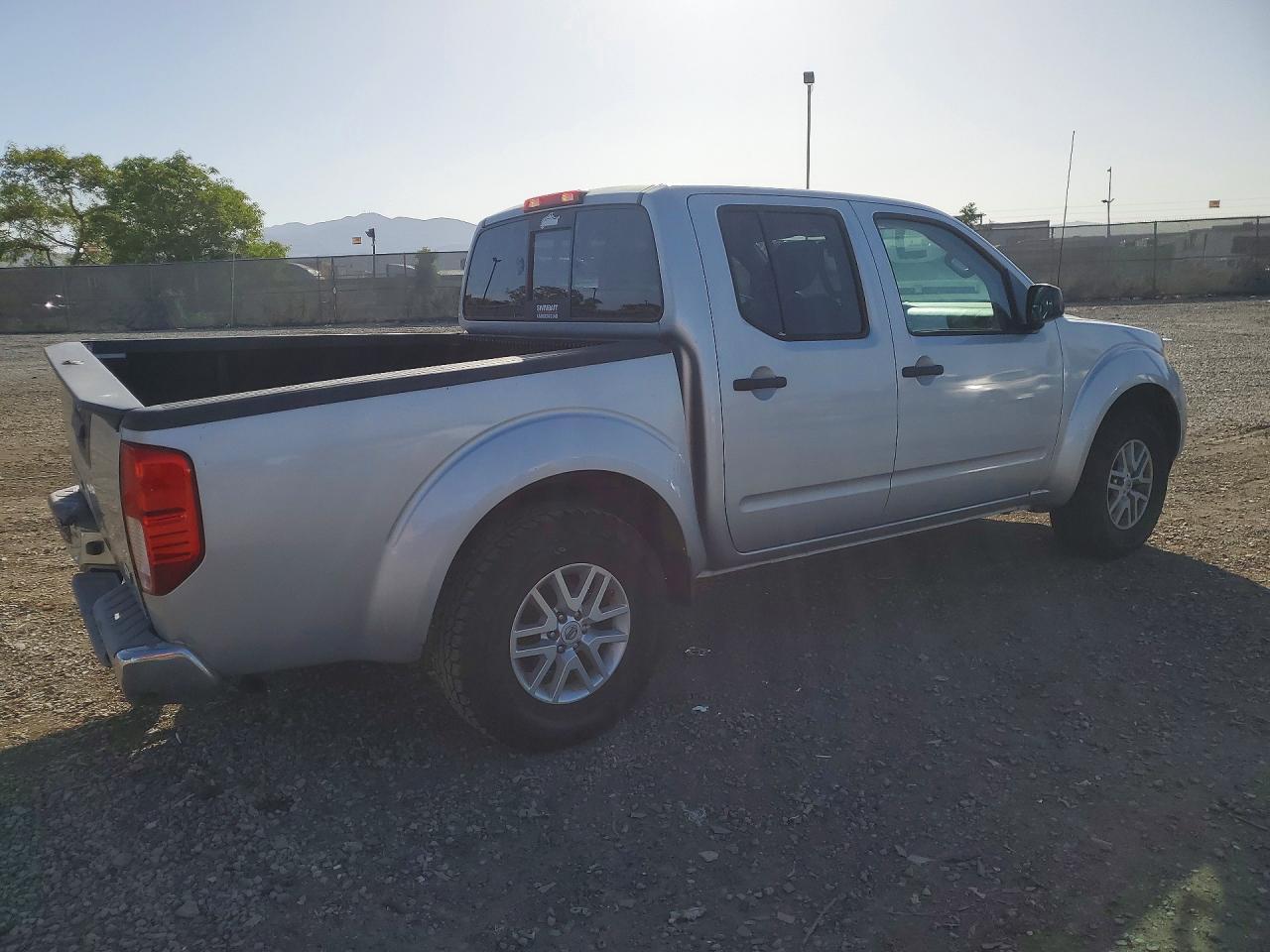 2017 Nissan Frontier SV