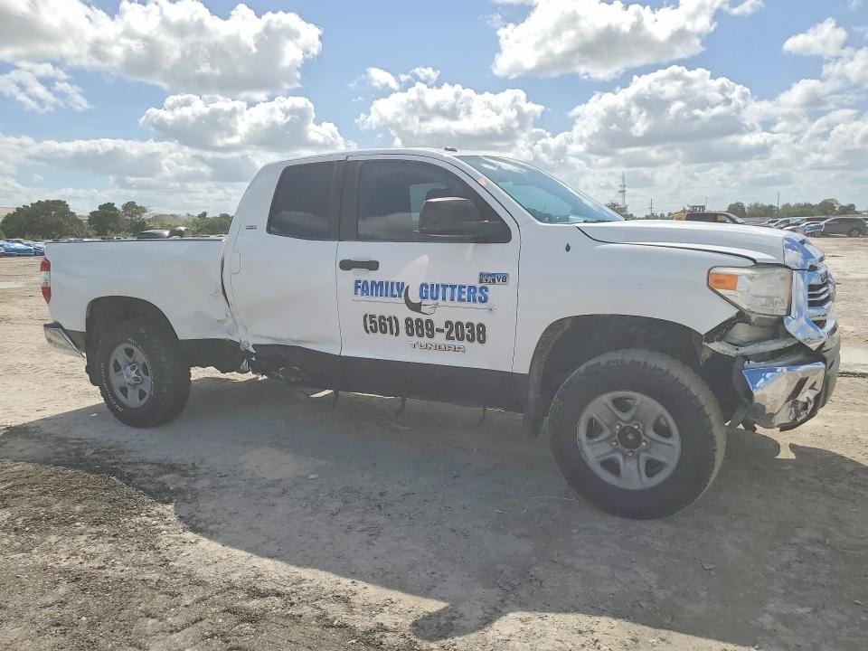 2017 Toyota Tundra SR5
