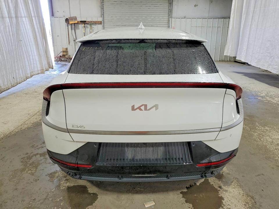 2024 KIA EV6 Wind