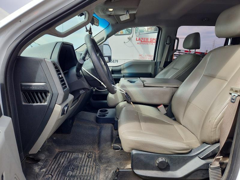 2017 Ford F550 Super Duty Flatbed Truck