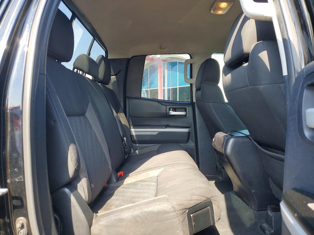 2015 Toyota Tundra SR5