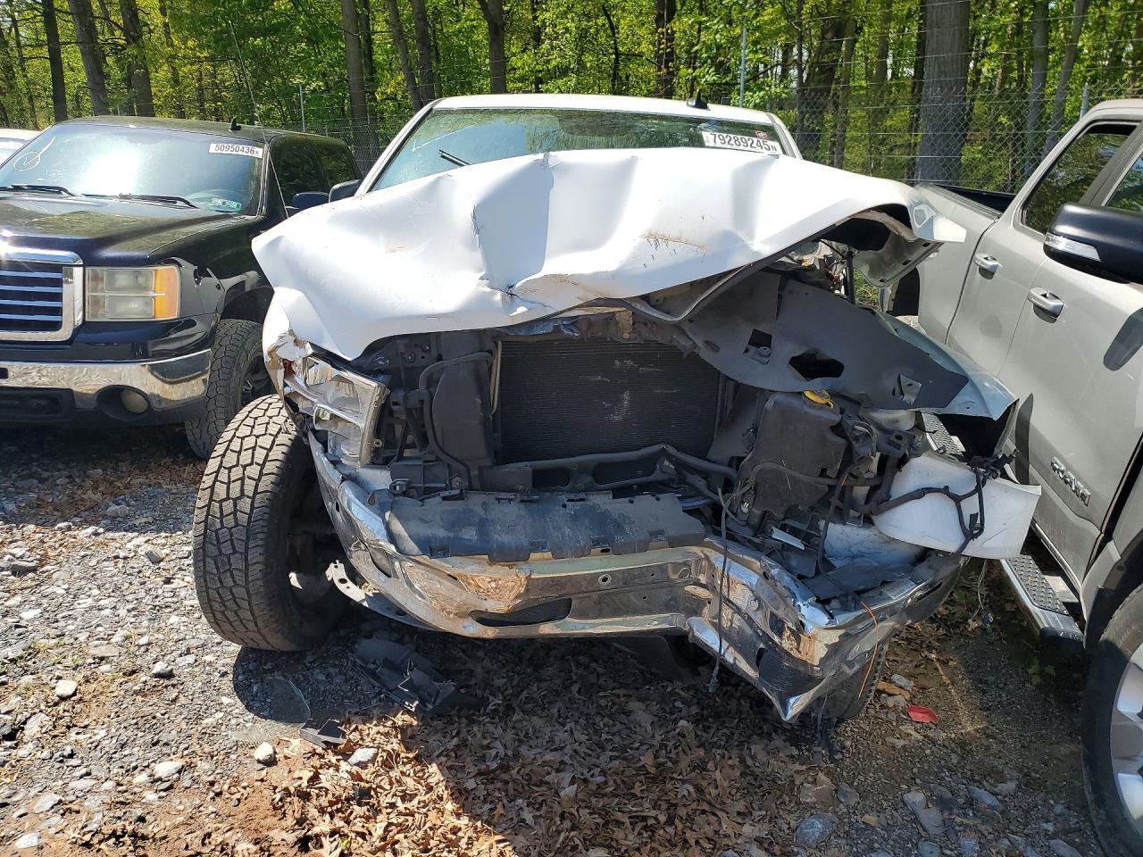 2018 Ram Trucks 1500 SLT