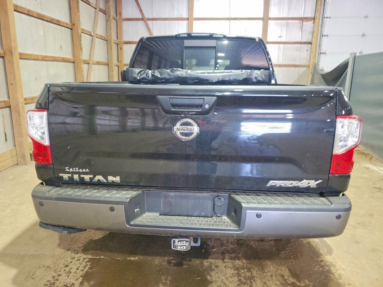 2017 Nissan Titan PRO-4X