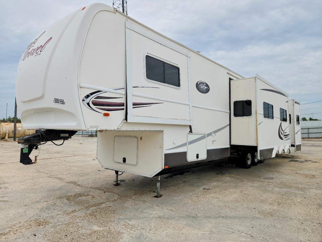 2015 Recreation By Design Camper