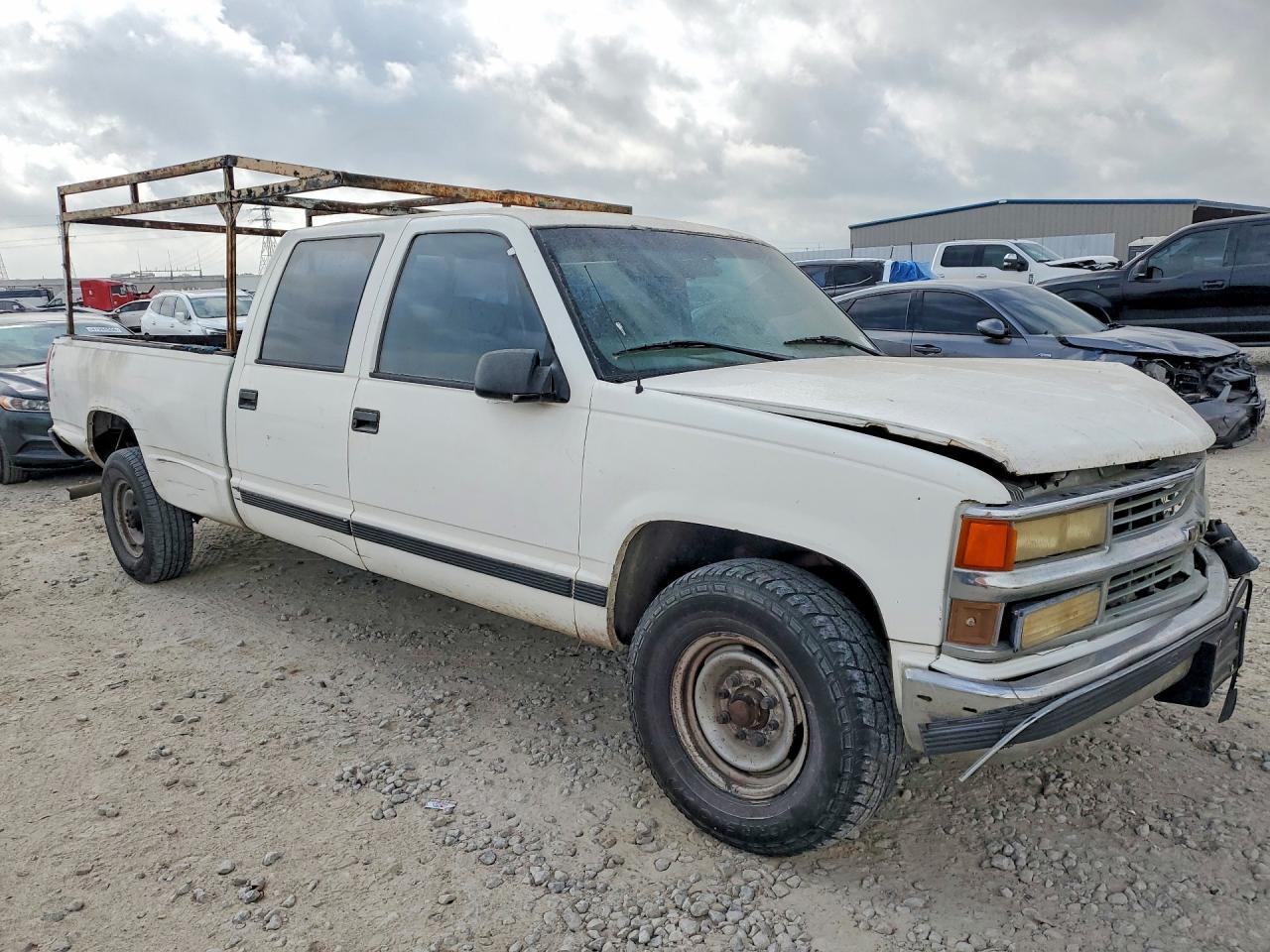 2000 Chevrolet GMT-400 C3500