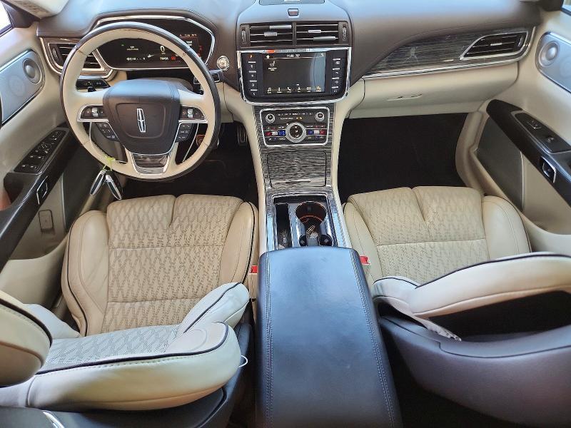 2017 Lincoln Continental Black Label