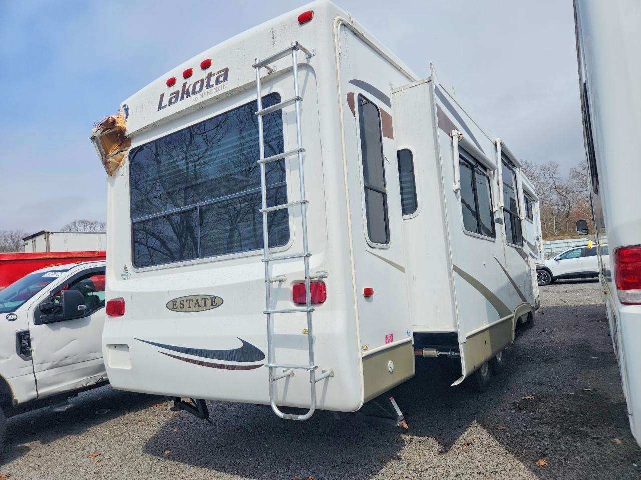 2007 Mckenzie Lakota Camper