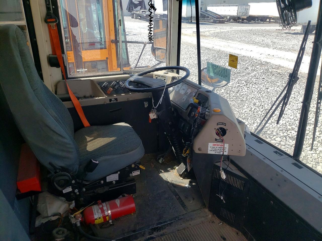 2015 Ic Corporation 3000 RE