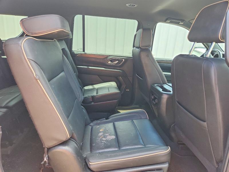 2023 Chevrolet Suburban C1500 Premier