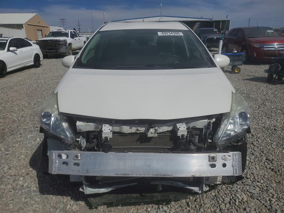 2013 Toyota Prius v Three