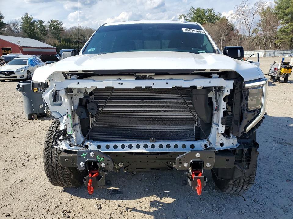 2025 GMC Sierra