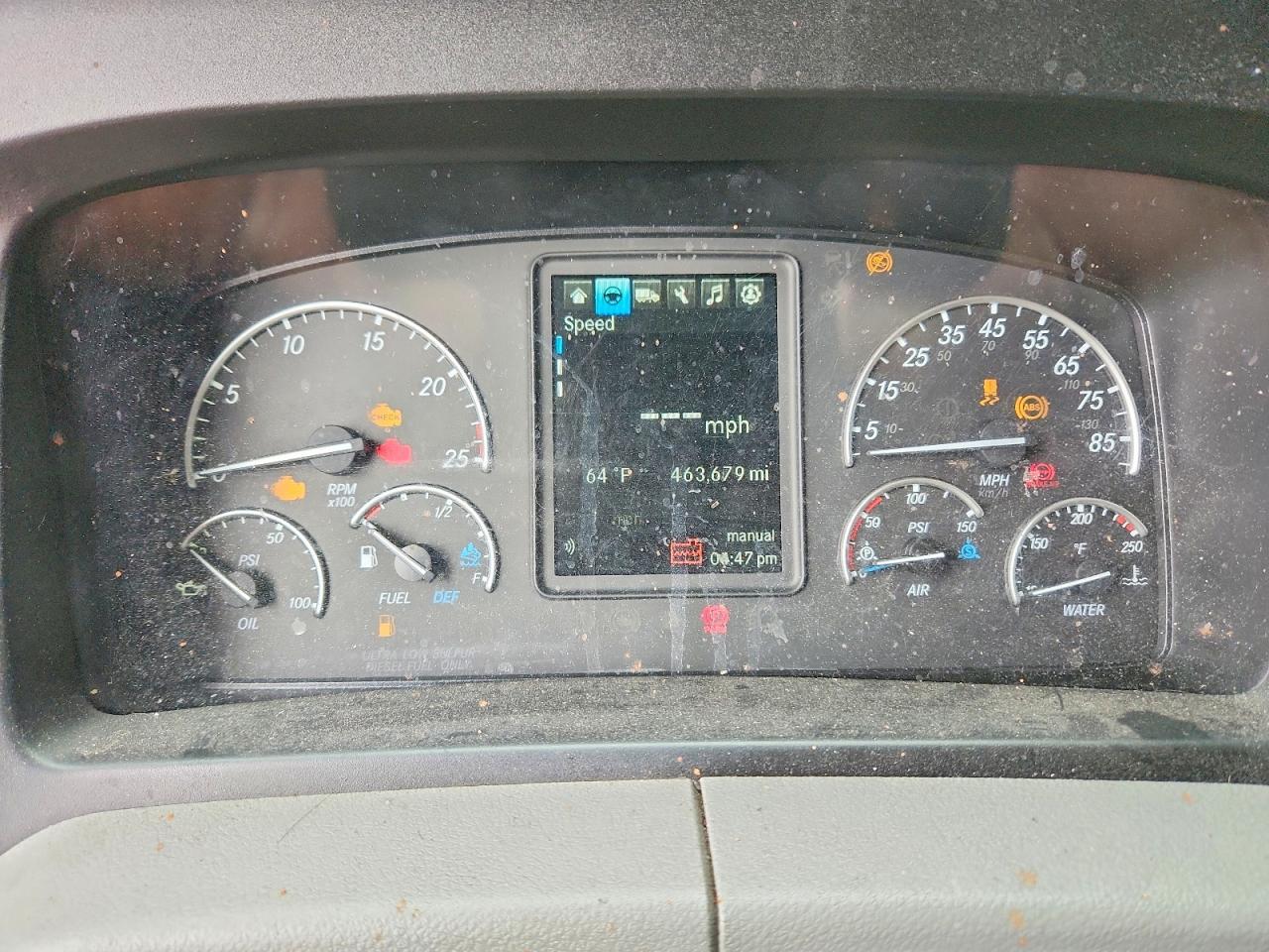 2022 Freigliner Cascadia 126