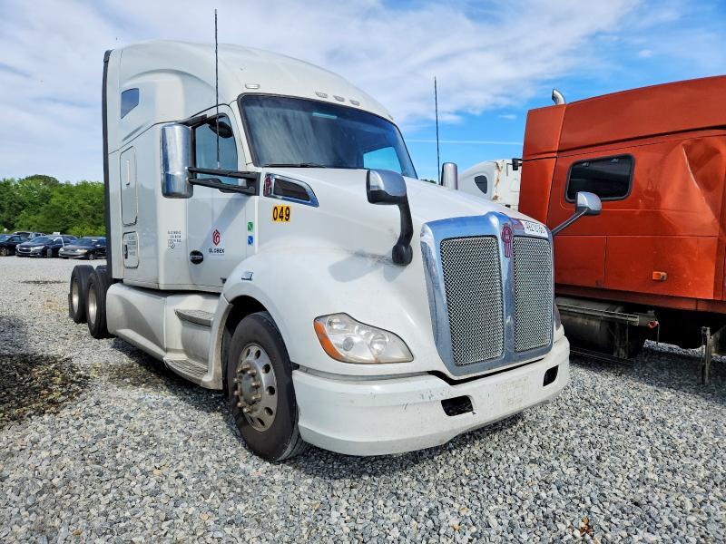 2020 Kenworth T680 Semi Truck