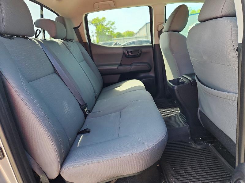 2019 Toyota Tacoma sr V6