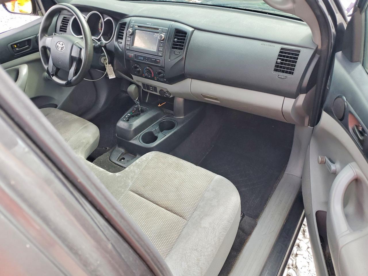 2013 Toyota Tacoma Base