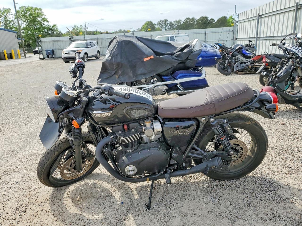 2017 Triumph Bonneville T120 Black