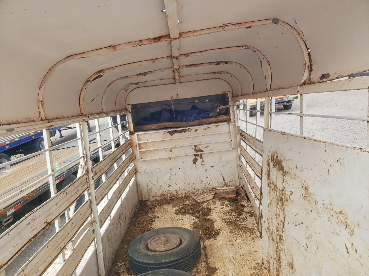 2000 Unknown 2000 Horse Trailer