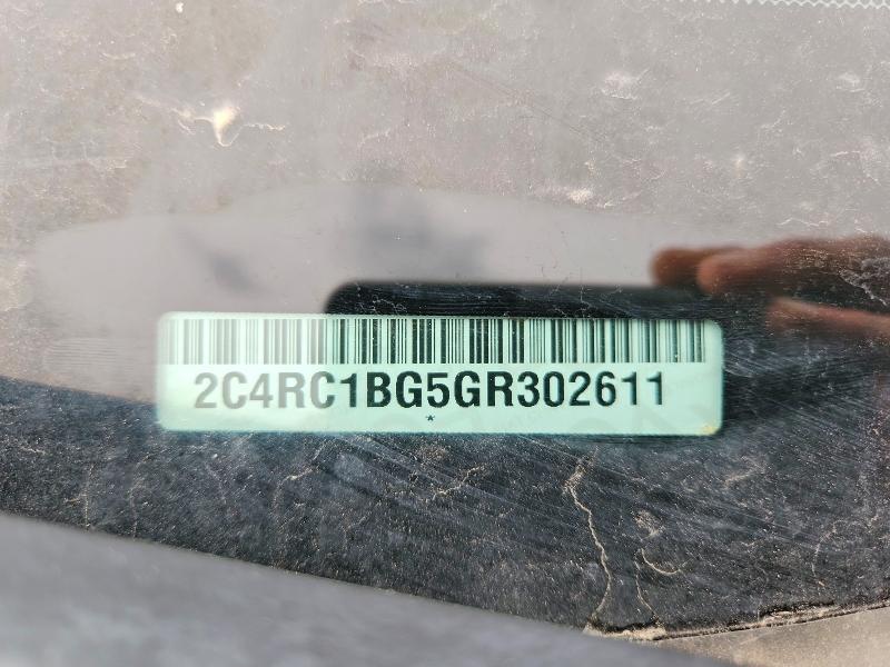 2016 Chrysler Town & Country Touring