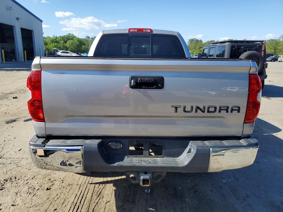 2014 Toyota Tundra SR5