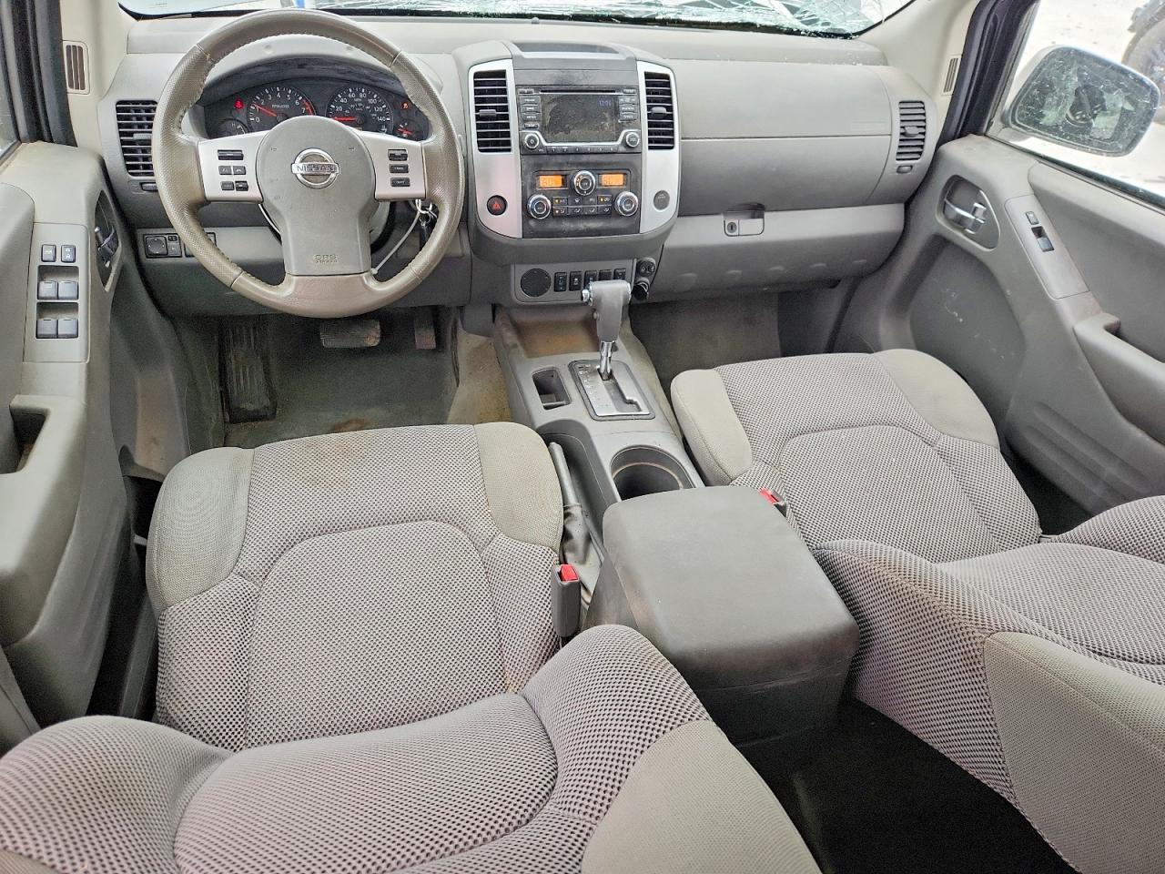 2017 Nissan Frontier SV