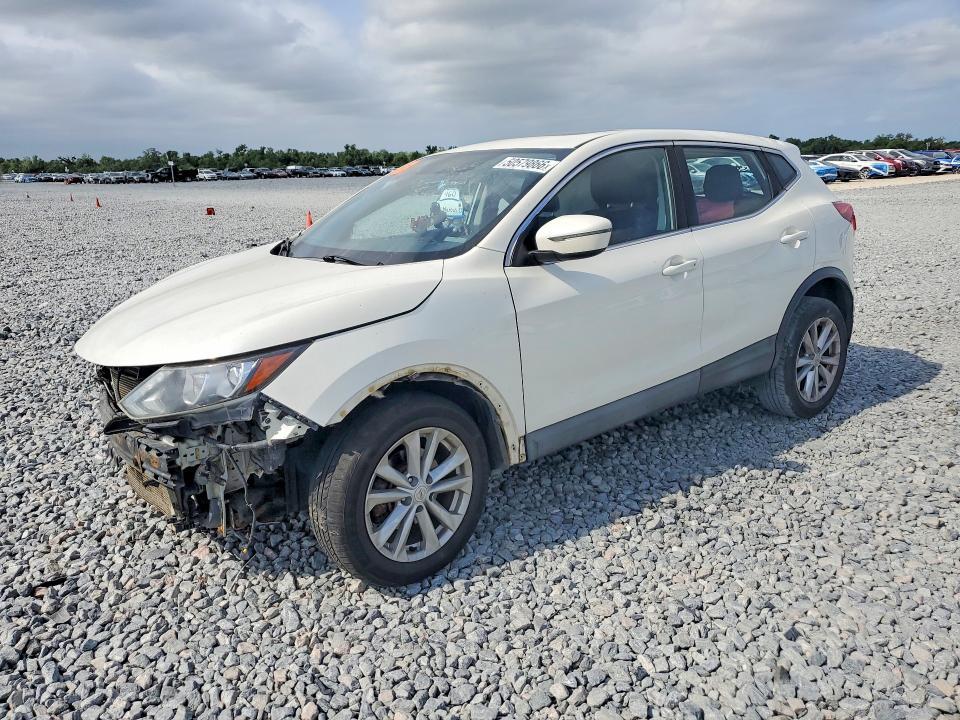 2017 Nissan Rogue Sport s