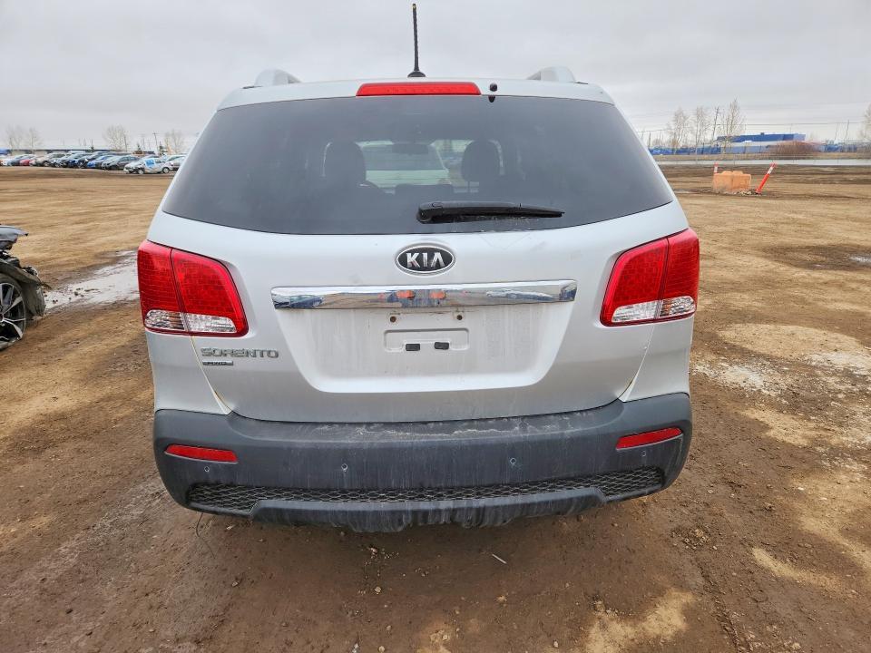 2012 KIA Sorento lx