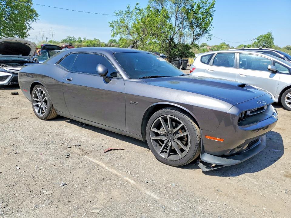 2023 Dodge Challenger r