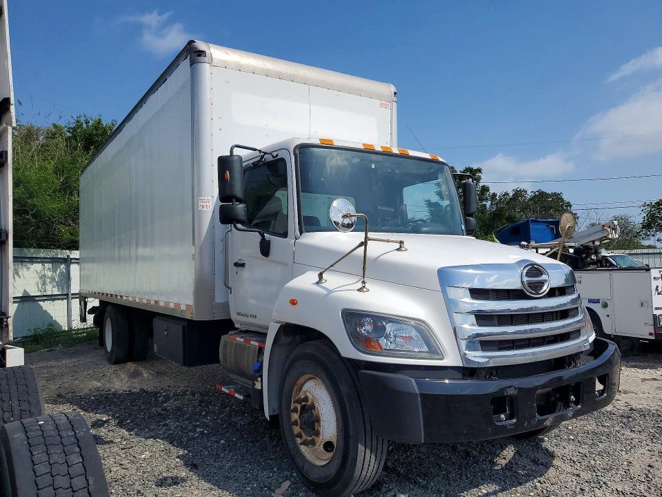 2020 Hino 258/268 BOX Truck