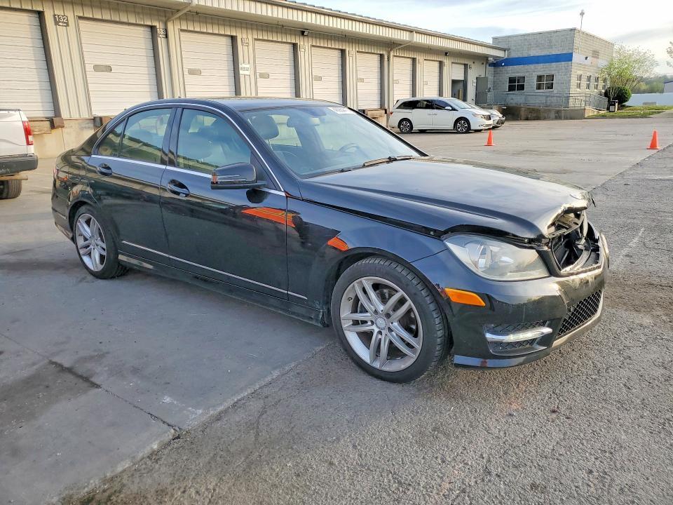 2014 Mercedes-Benz C 250