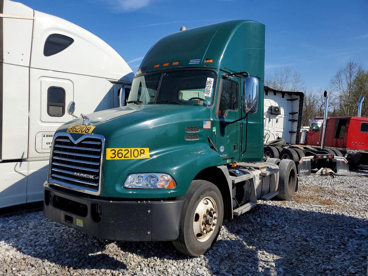 2017 Mack 600 CXU600