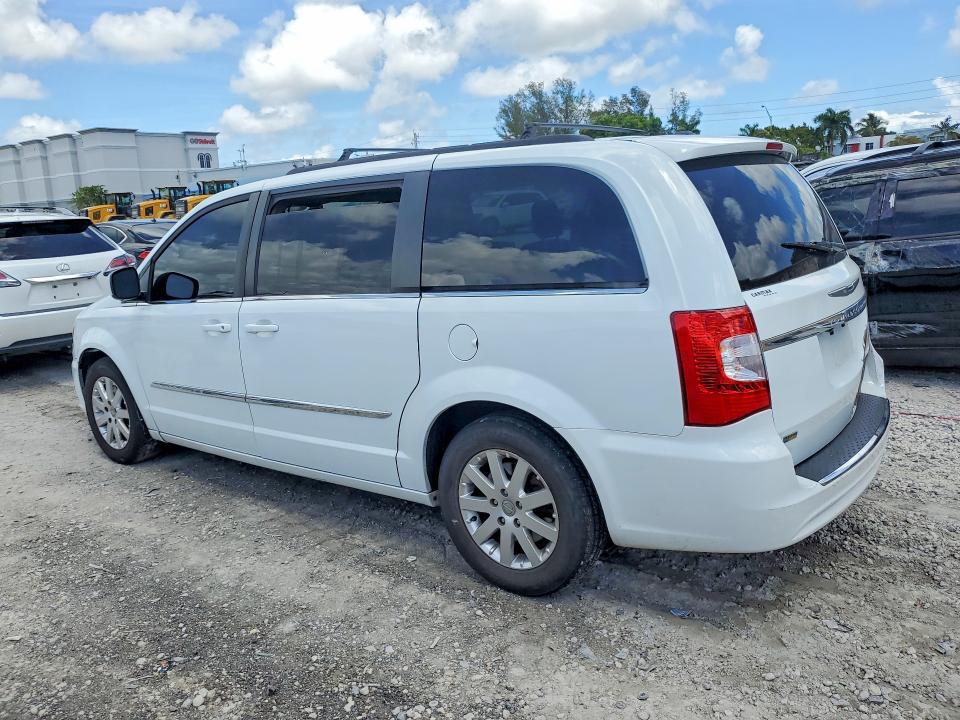 2016 Chrysler Town & Country Touring