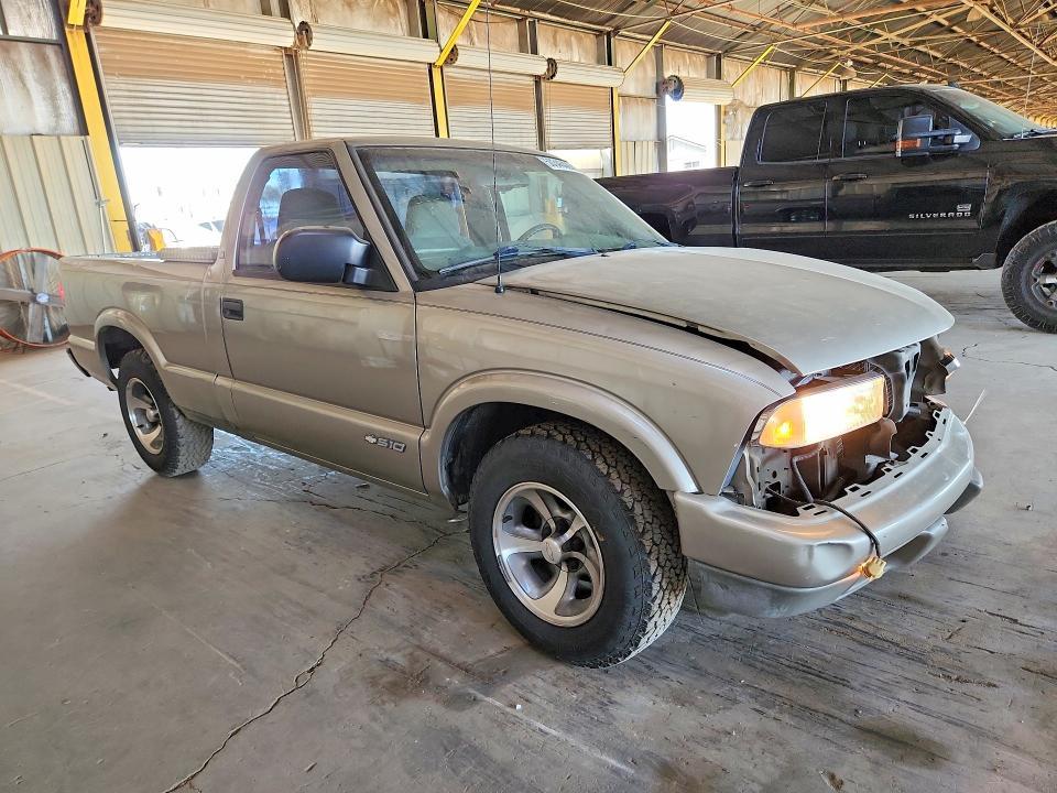 2001 Chevrolet S Truck S10
